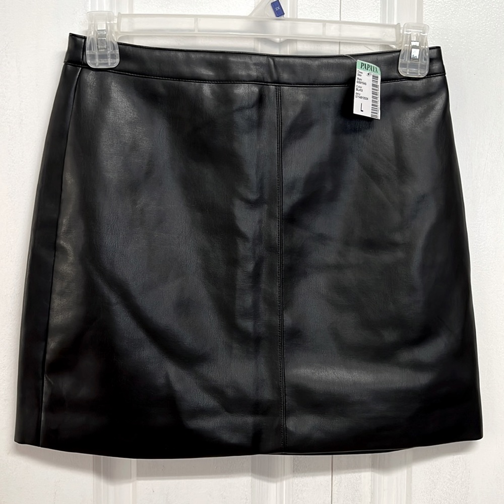 Papaya Black Faux Leather Lined Mini Skirt Size L
